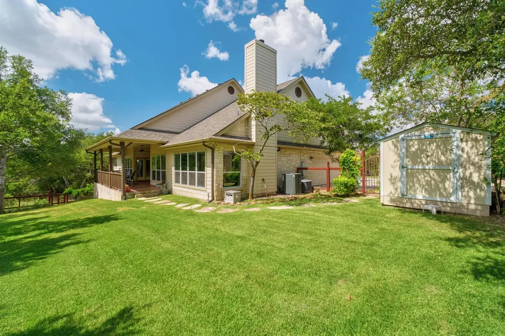 1053 Sunset Canyon Drive S Dripping Springs TX 78620