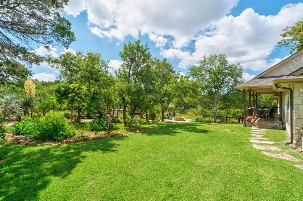 1053 Sunset Canyon Drive S Dripping Springs TX 78620