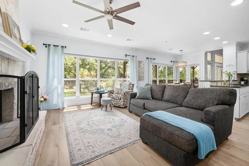 1053 Sunset Canyon Drive S Dripping Springs TX 78620