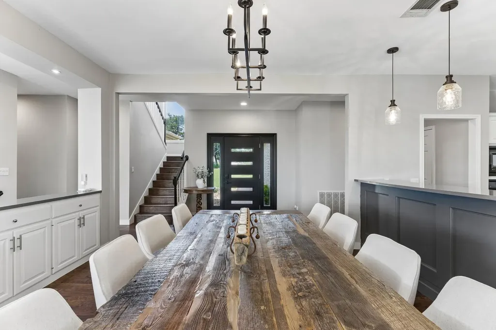 26310 Countryside Drive Spicewood TX 78669