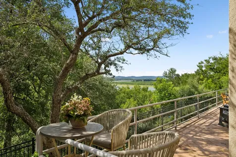 26310 Countryside Drive Spicewood TX 78669