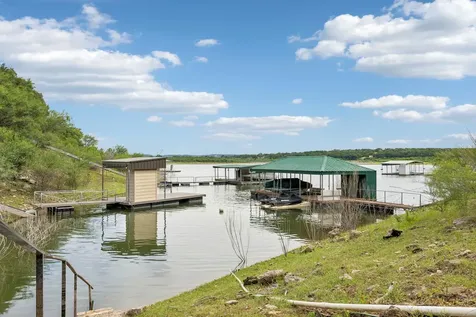 26310 Countryside Drive Spicewood TX 78669