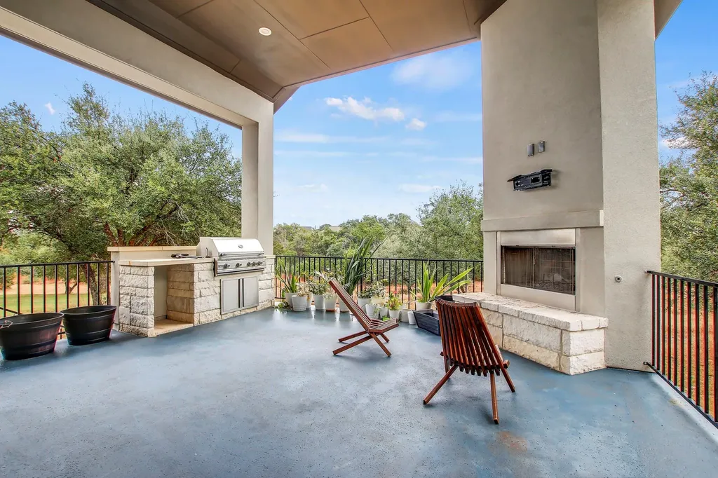 525 Houston Loop Liberty Hill TX 78642