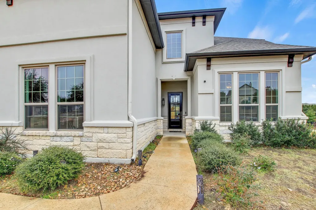 525 Houston Loop Liberty Hill TX 78642