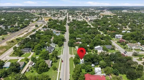 702 E Main Street Round Rock TX 78664