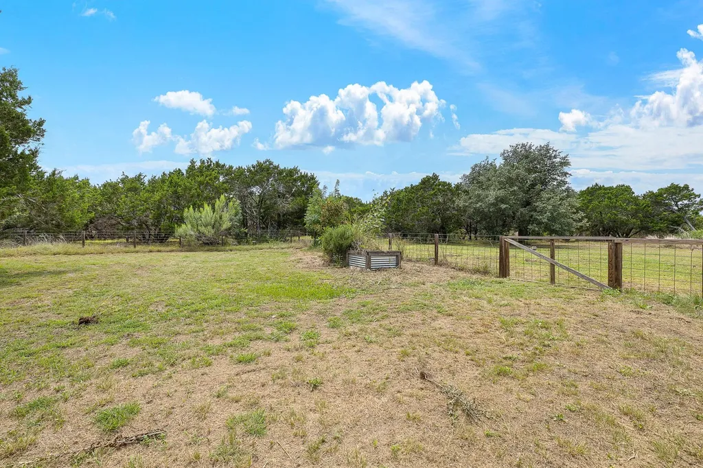 215 Double File Trace Liberty Hill TX 78642