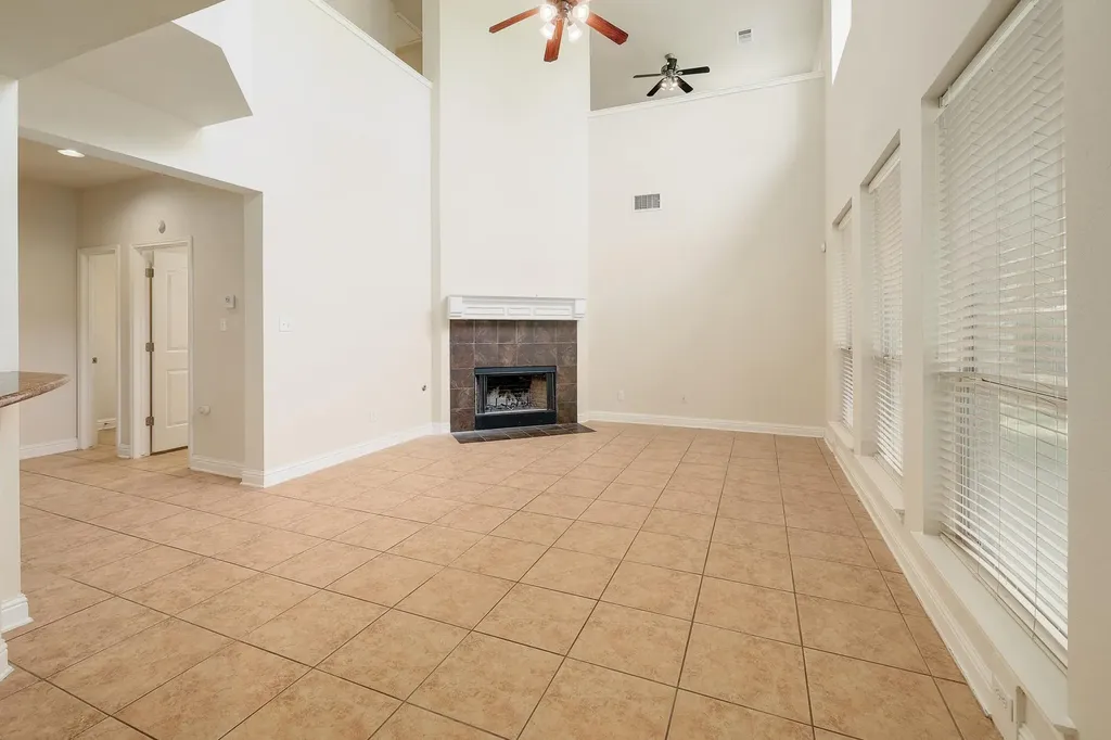 11904 Quassia Drive Austin TX 78739