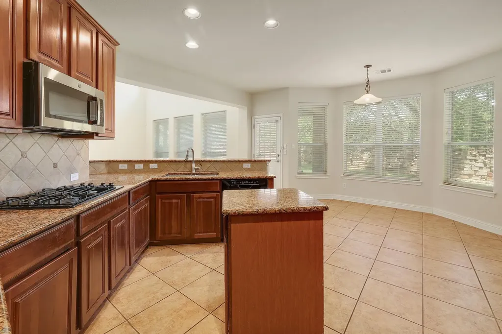11904 Quassia Drive Austin TX 78739