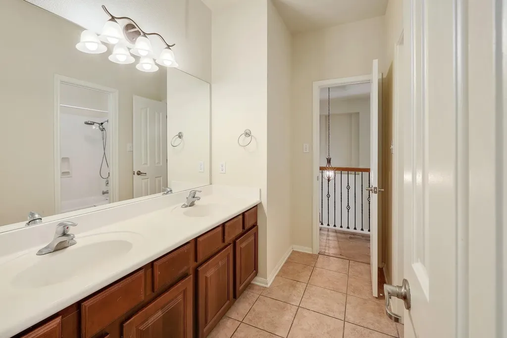 11904 Quassia Drive Austin TX 78739