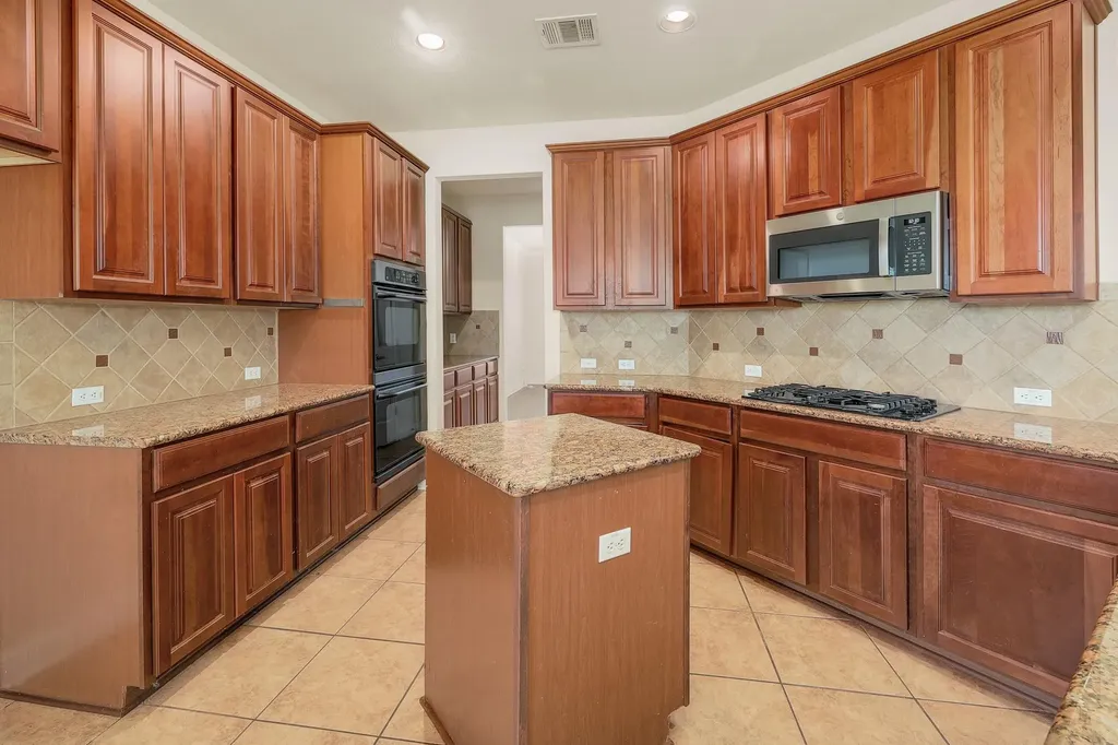 11904 Quassia Drive Austin TX 78739