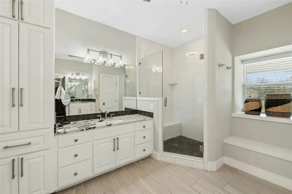 407 Olympia Fields Street Meadowlakes TX 78654