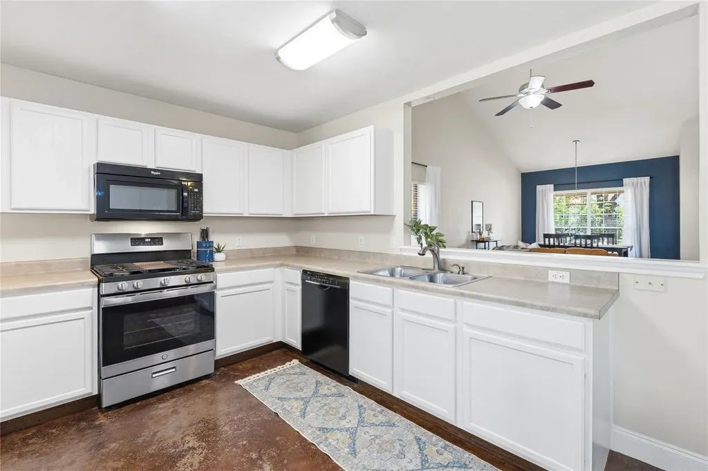 102 San Gabriel Drive Kyle TX 78640