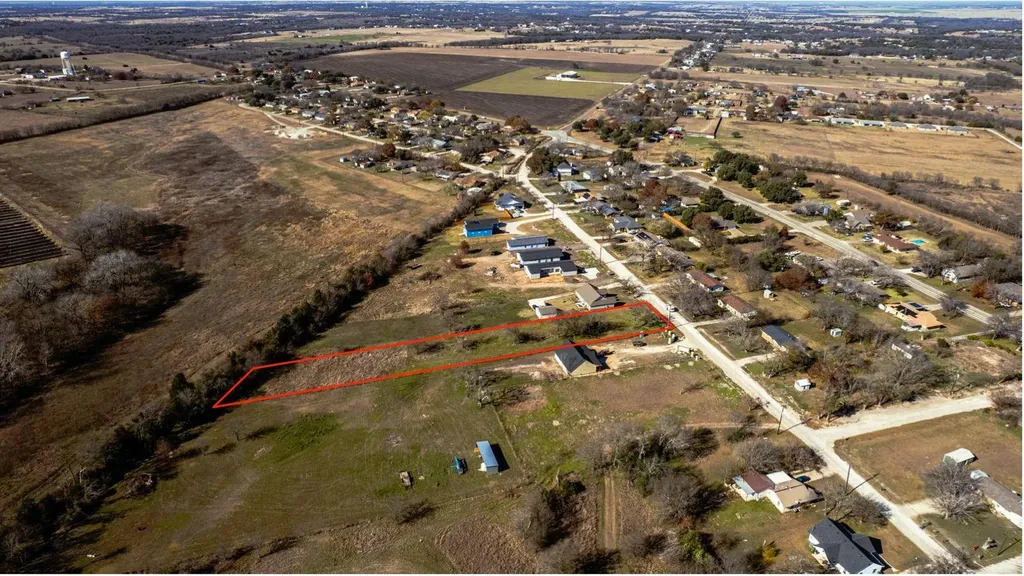 703 4th Street Bruceville-eddy TX 76524