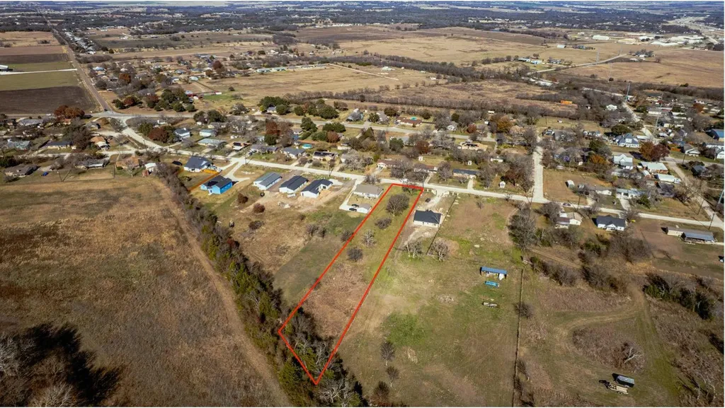 703 4th Street Bruceville-eddy TX 76524