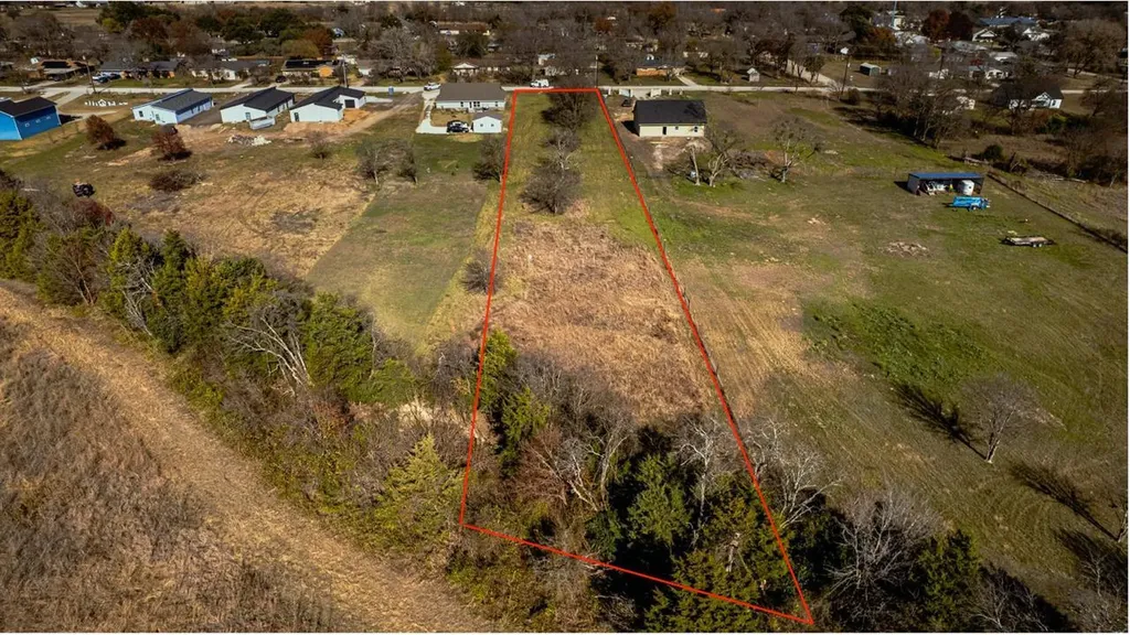 703 4th Street Bruceville-eddy TX 76524