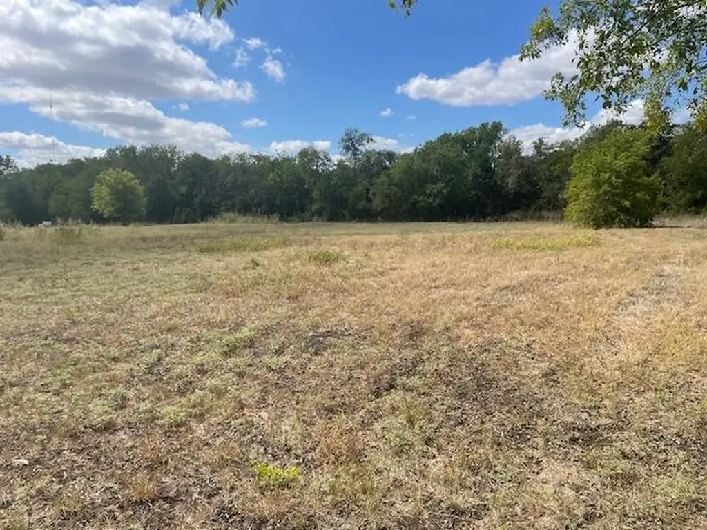 703 4th Street Bruceville-eddy TX 76524