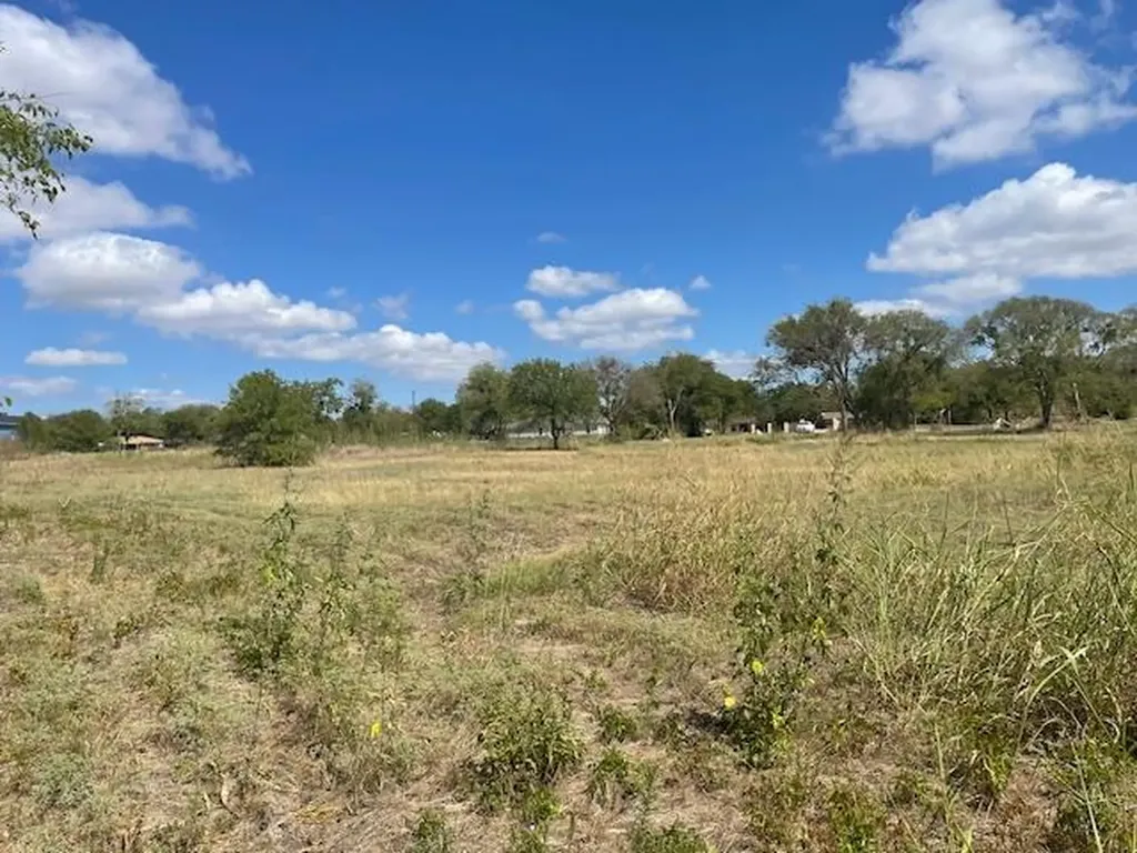 703 4th Street Bruceville-eddy TX 76524
