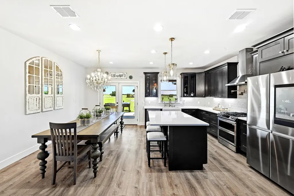 2889 Old Mcmahan Road Lockhart TX 78644