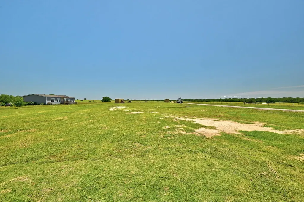 2889 Old Mcmahan Road Lockhart TX 78644
