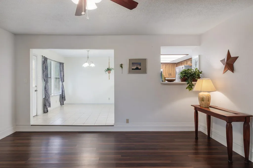 405 Brookhollow Drive Pflugerville TX 78660