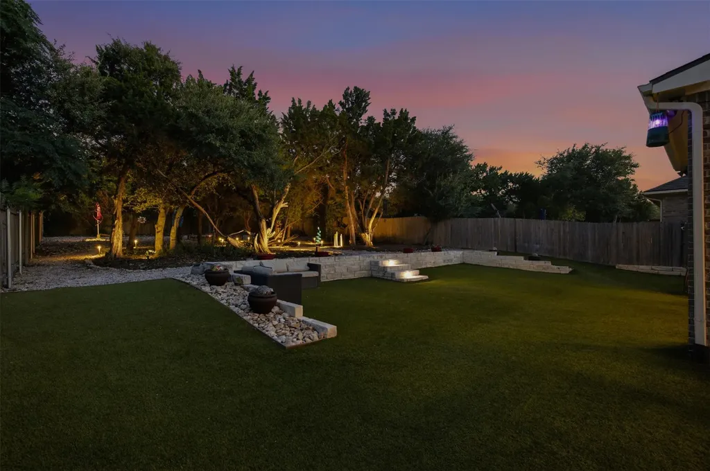 1416 Amarone Drive Leander TX 78641
