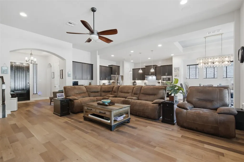 1416 Amarone Drive Leander TX 78641