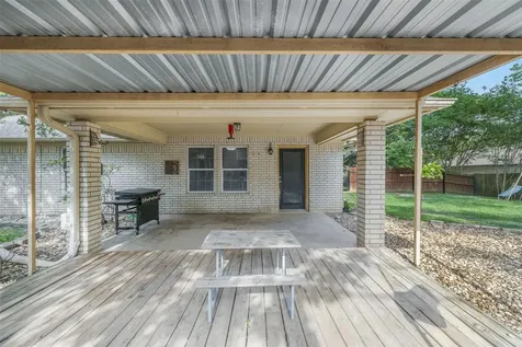 705 Palmer Street Rockdale TX 76567