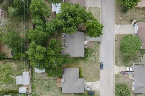 705 Palmer Street Rockdale TX 76567