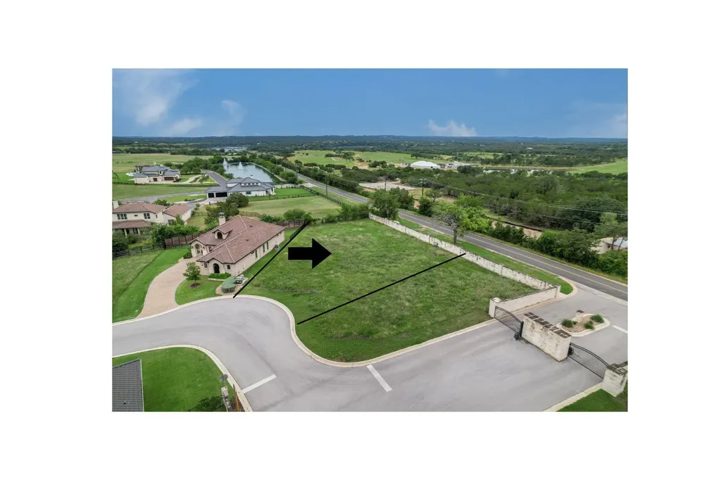 1852 Art Adams Way Spicewood TX 78669