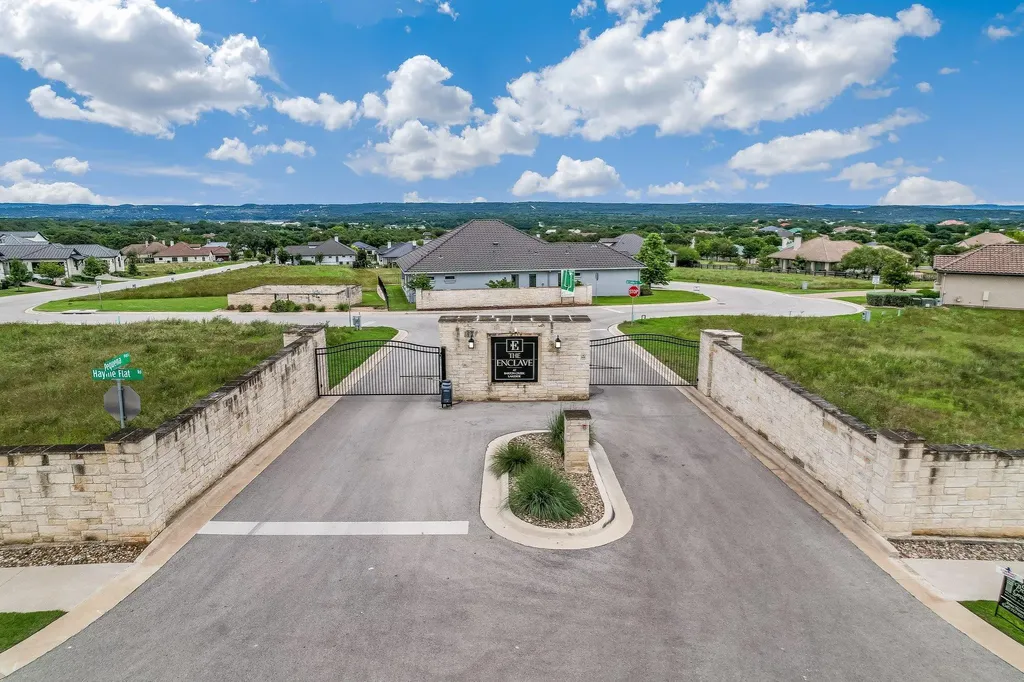 1852 Art Adams Way Spicewood TX 78669