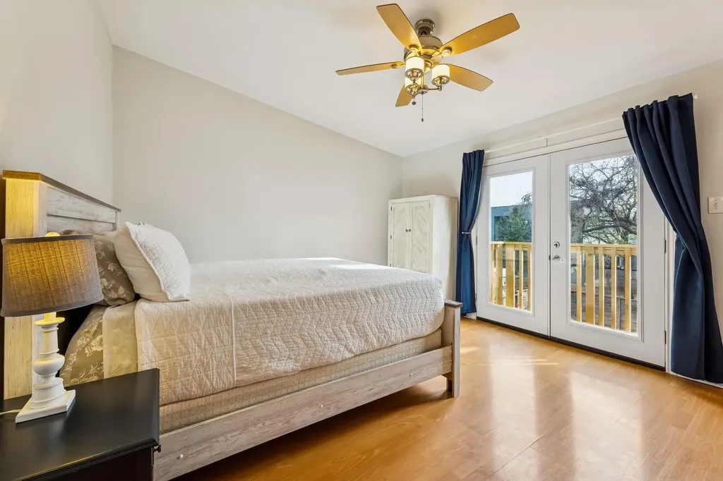 2021 Bluebonnet Lane Austin TX 78704