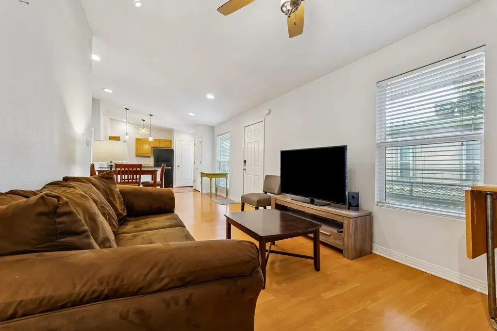 2021 Bluebonnet Lane Austin TX 78704