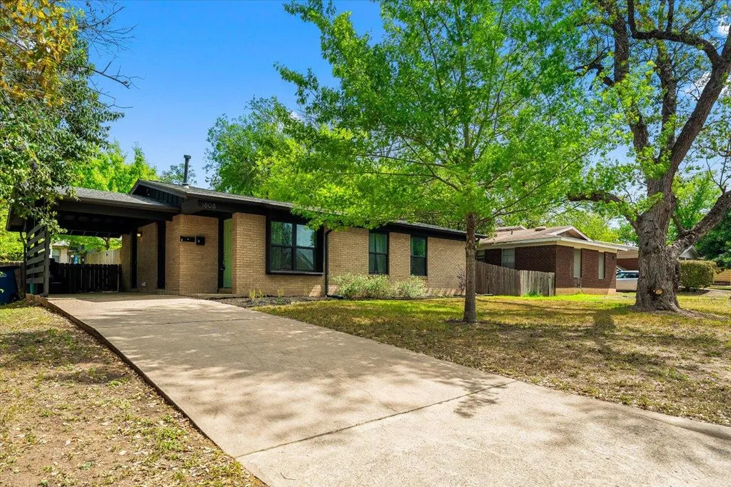 1808 Forest Hill Drive Austin TX 78745