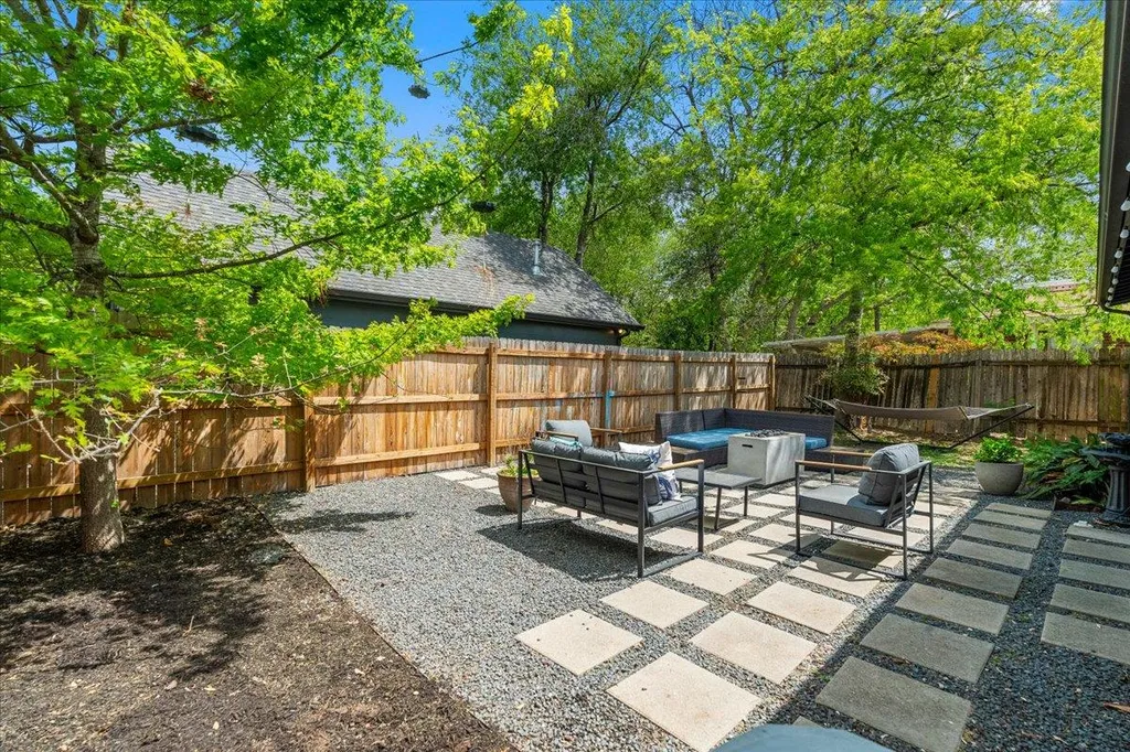 1808 Forest Hill Drive Austin TX 78745