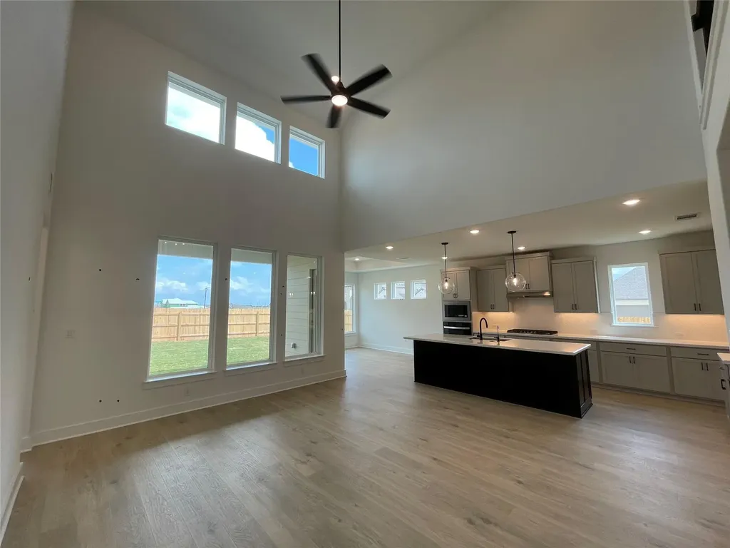 19501 Erna Drive Pflugerville TX 78660