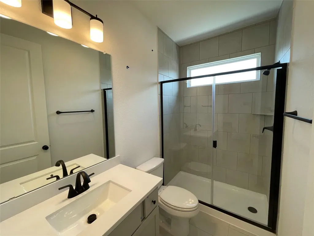 19501 Erna Drive Pflugerville TX 78660