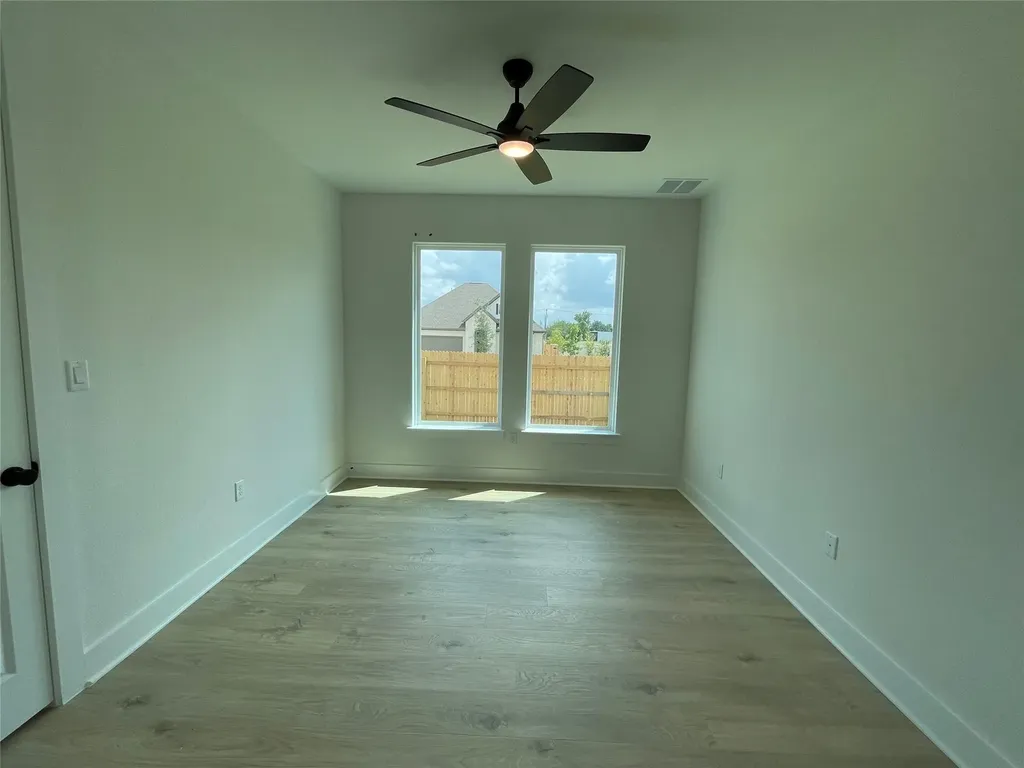 19501 Erna Drive Pflugerville TX 78660