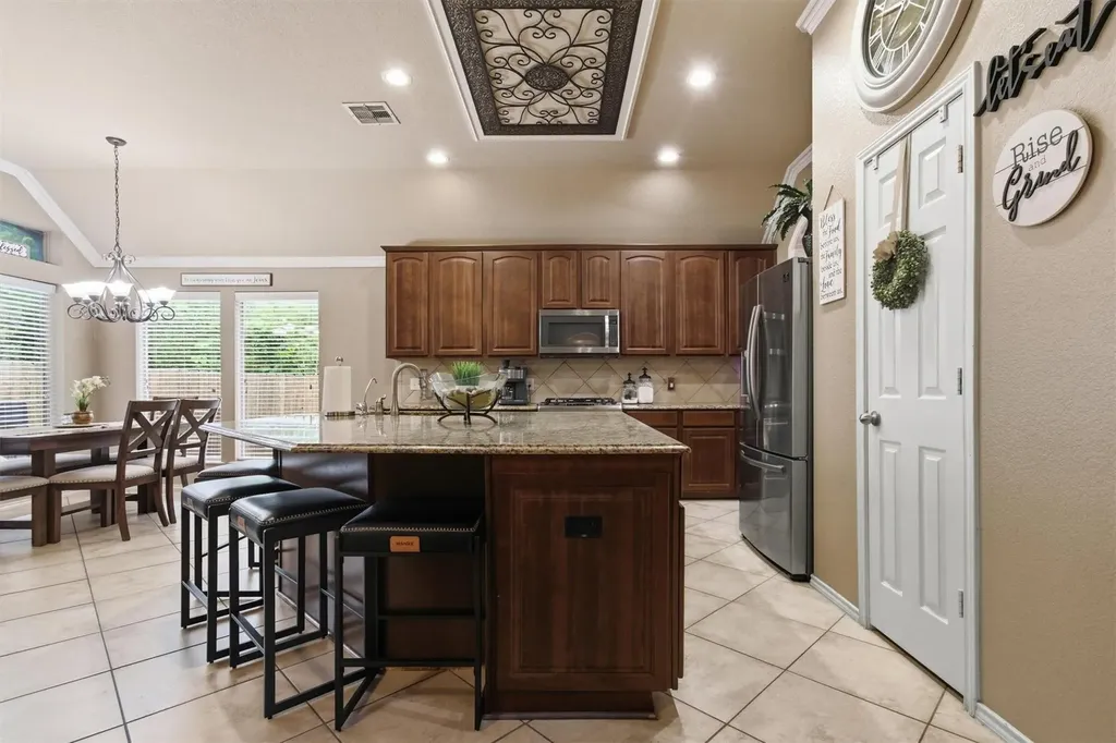 377 Verano Drive Kyle TX 78640