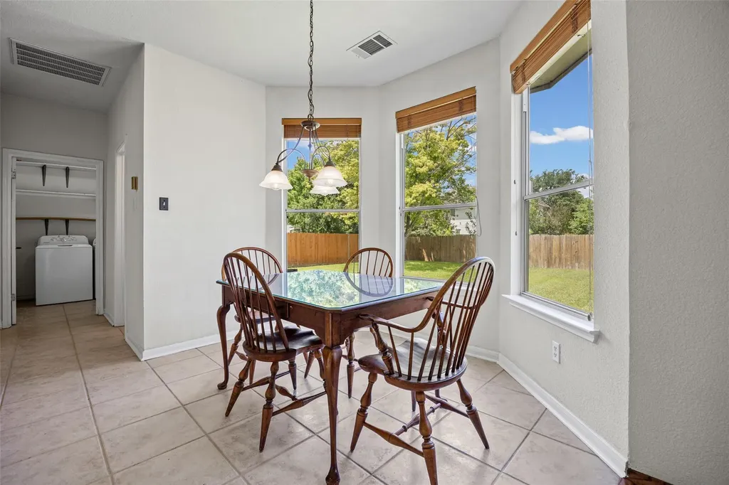402 Autumn Trail Georgetown TX 78626