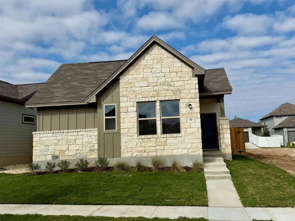 232 Tenny Lane Kyle TX 78640