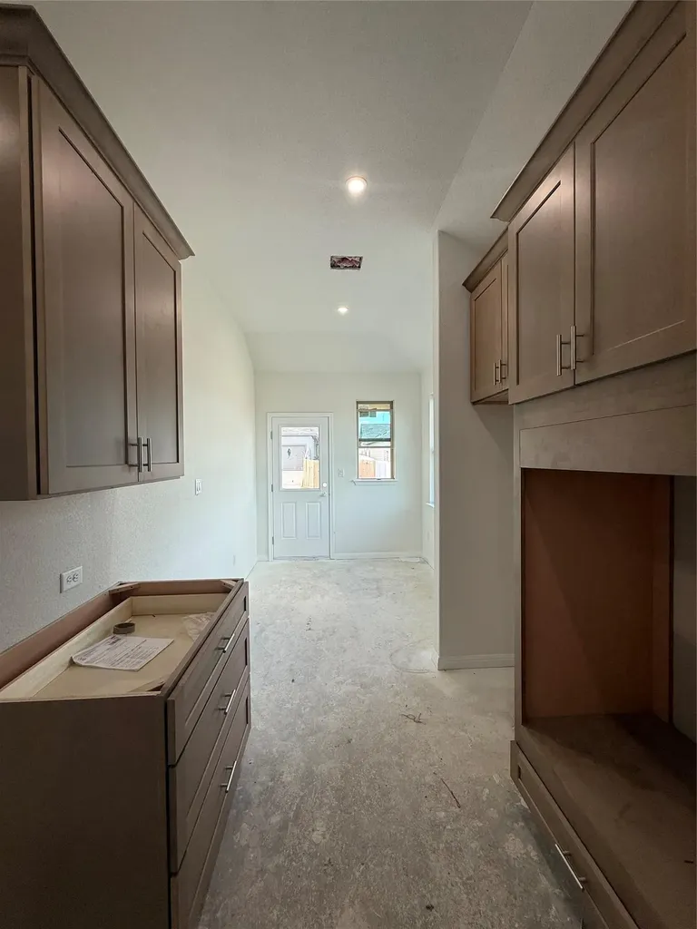 232 Tenny Lane Kyle TX 78640