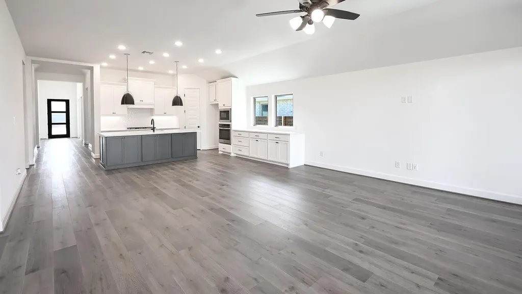 313 Foxfire Cove Lockhart TX 78644