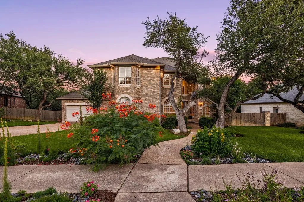 10103 Eastman Cove Austin TX 78750