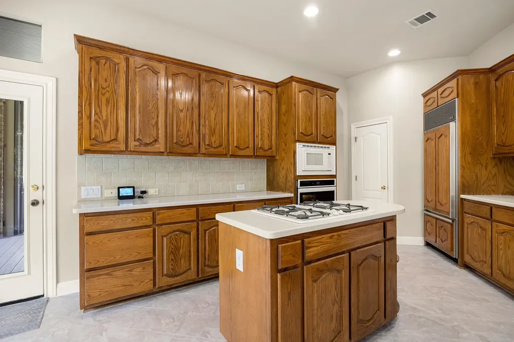 10103 Eastman Cove Austin TX 78750