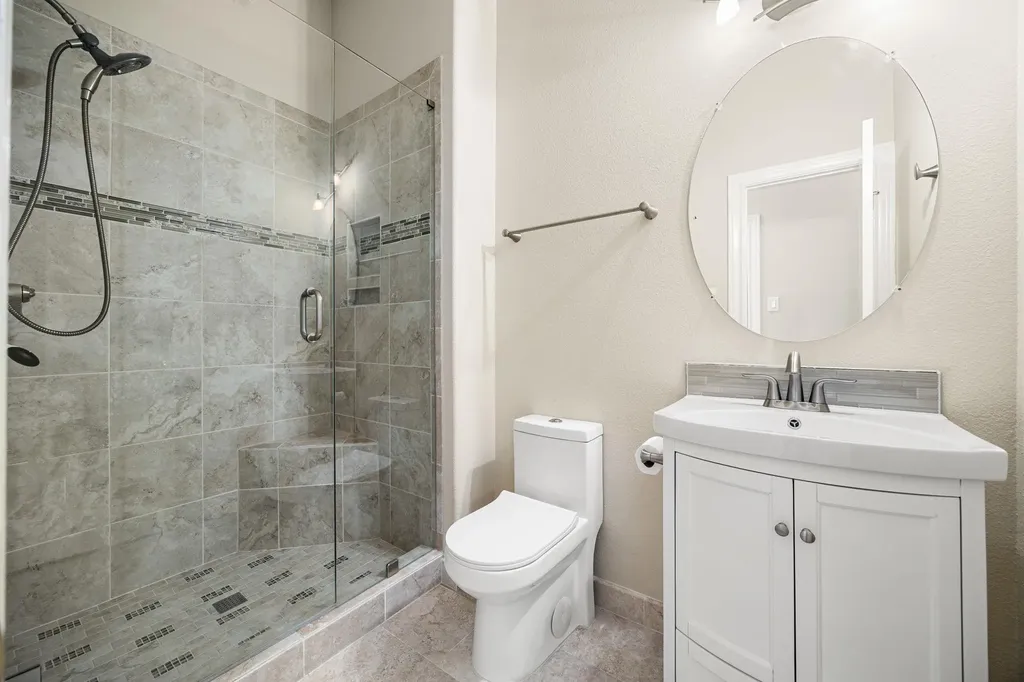 10103 Eastman Cove Austin TX 78750