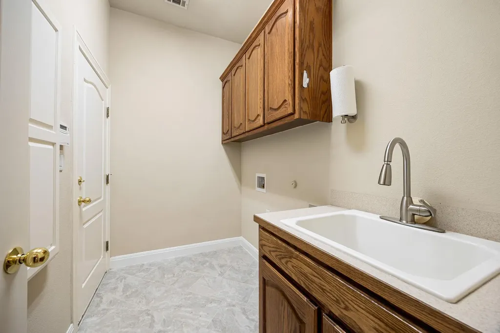 10103 Eastman Cove Austin TX 78750