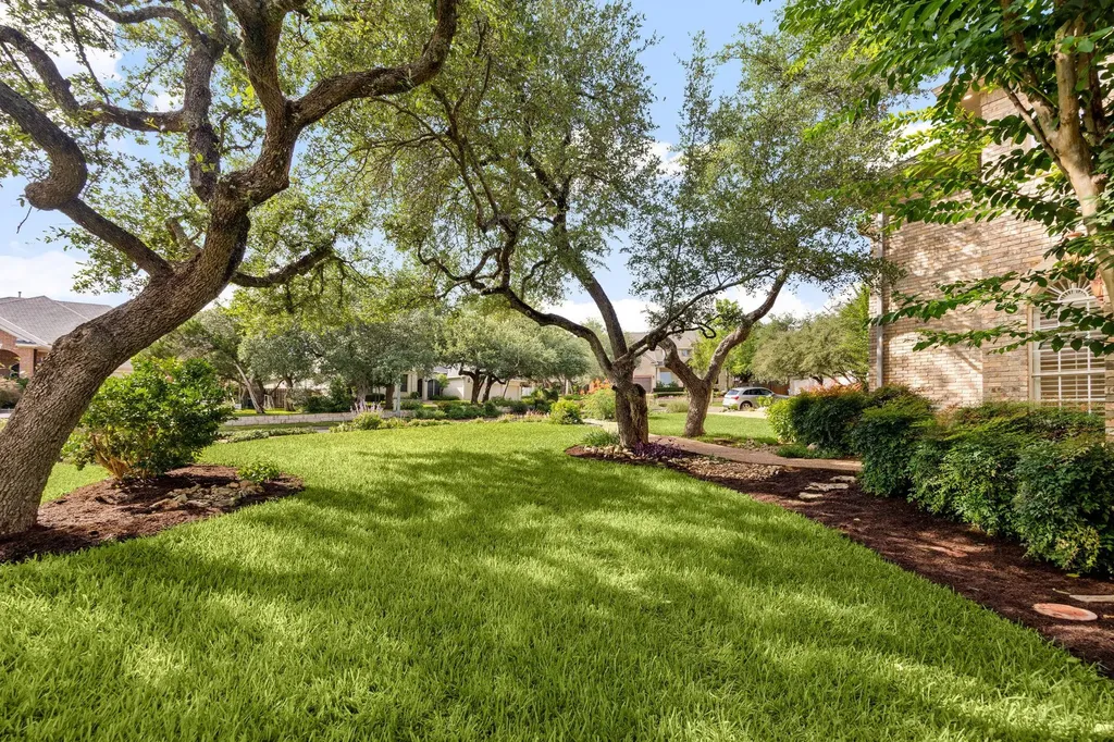 10103 Eastman Cove Austin TX 78750