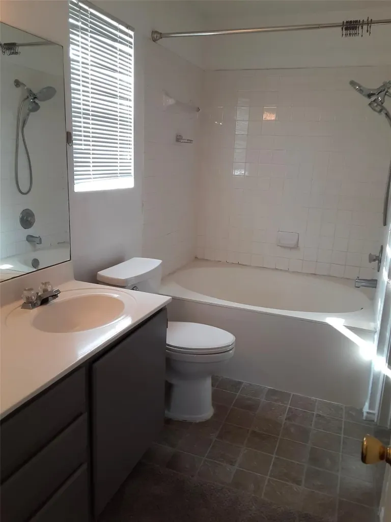 3611 Walleye Way Round Rock TX 78665