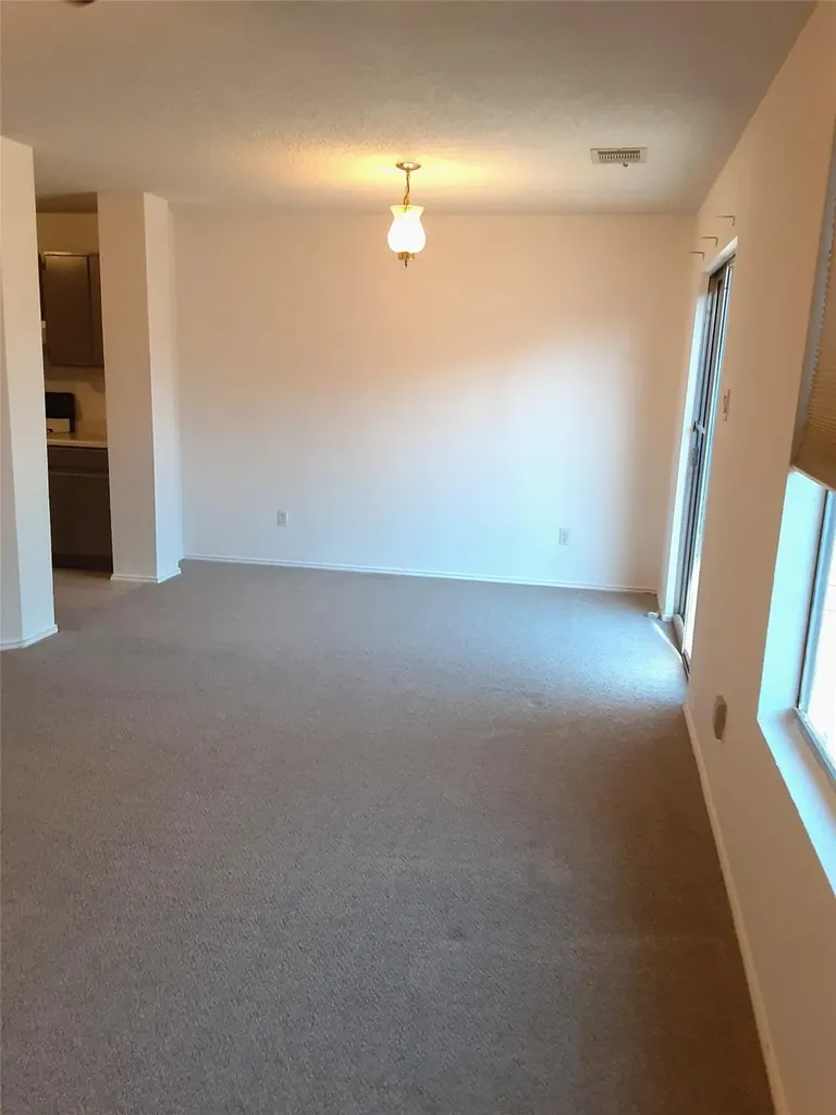 3611 Walleye Way Round Rock TX 78665