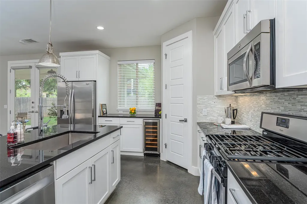705 E 49th Street Austin TX 78751